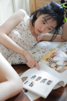 男生抓着你双手摁墙边什么意思